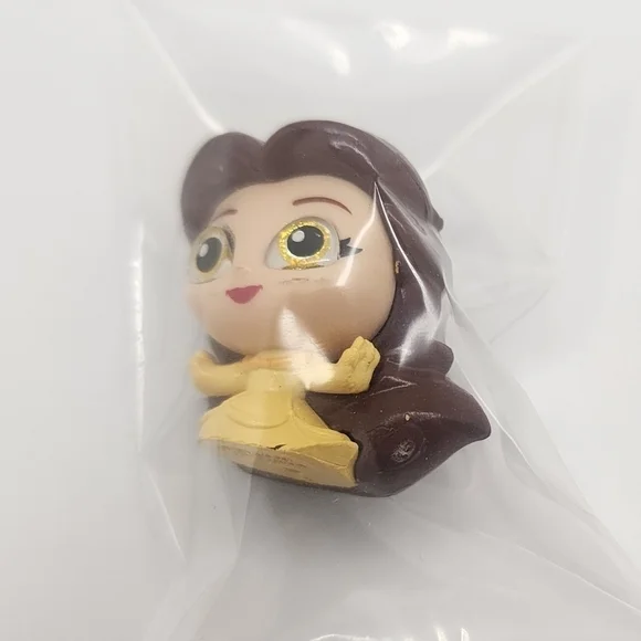 Disney Doorables Series 7 "Belle" from Beauty and the Beast Figurine - Picture 8 of 9
